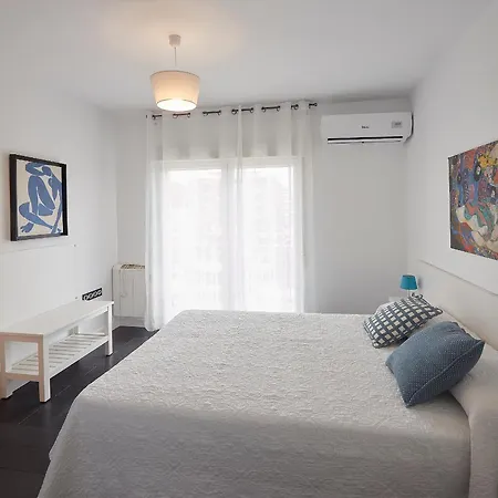 Atico Homelike 아파트 *